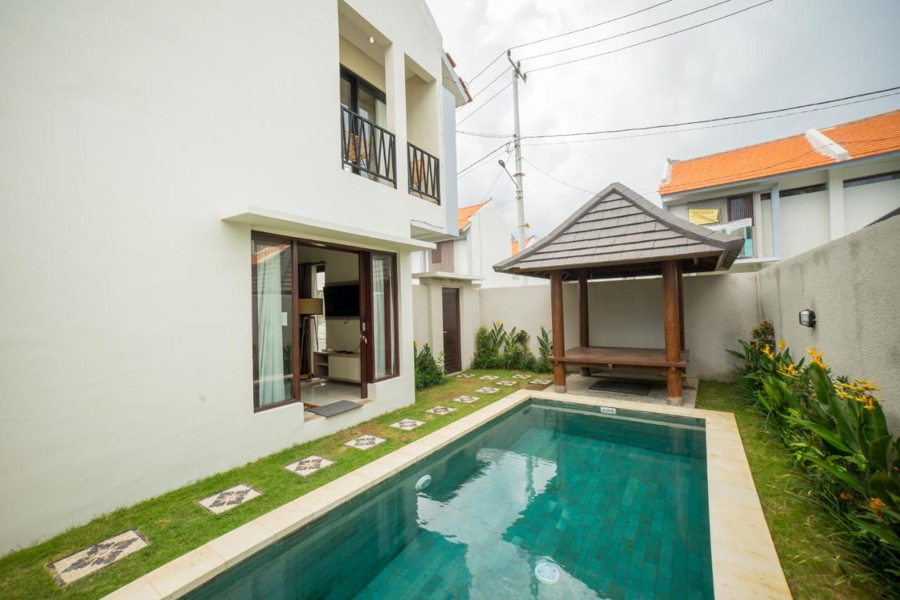 Little Nuts Villas Jimbaran Exterior foto