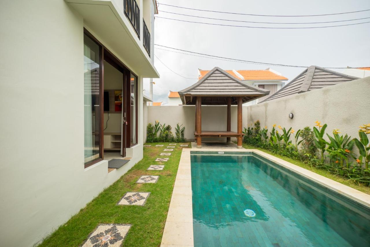 Little Nuts Villas Jimbaran Exterior foto